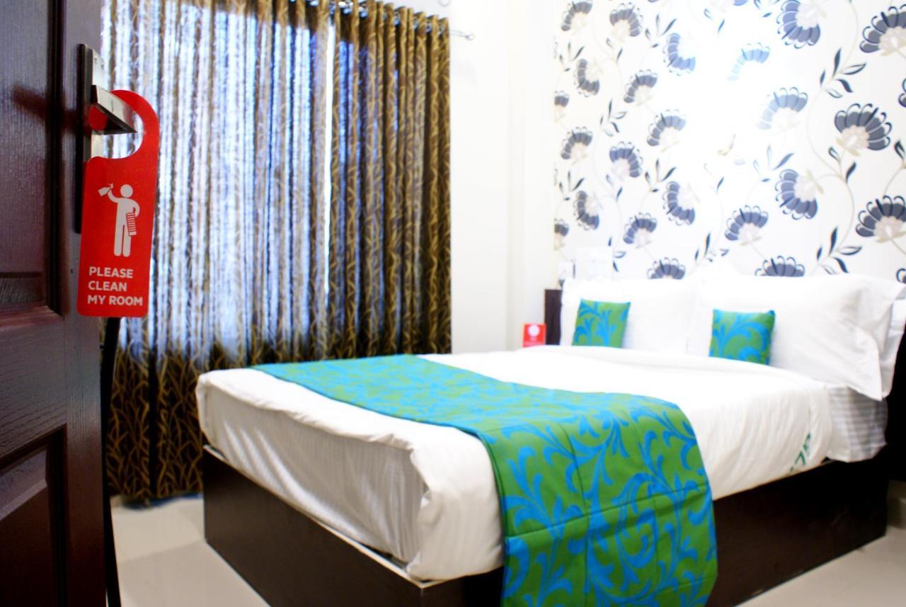 Collection O 8267 Galaxy Inn Kochi Екстер'єр фото
