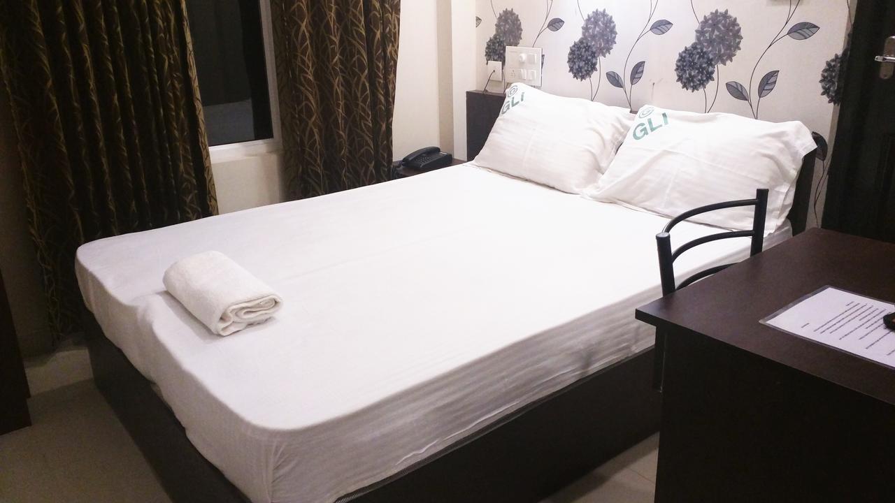 Collection O 8267 Galaxy Inn Kochi Екстер'єр фото